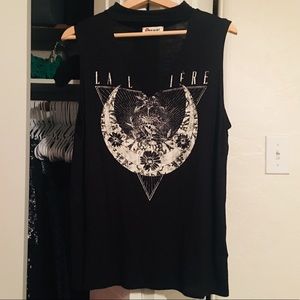 Cut out choker neck graphic tank